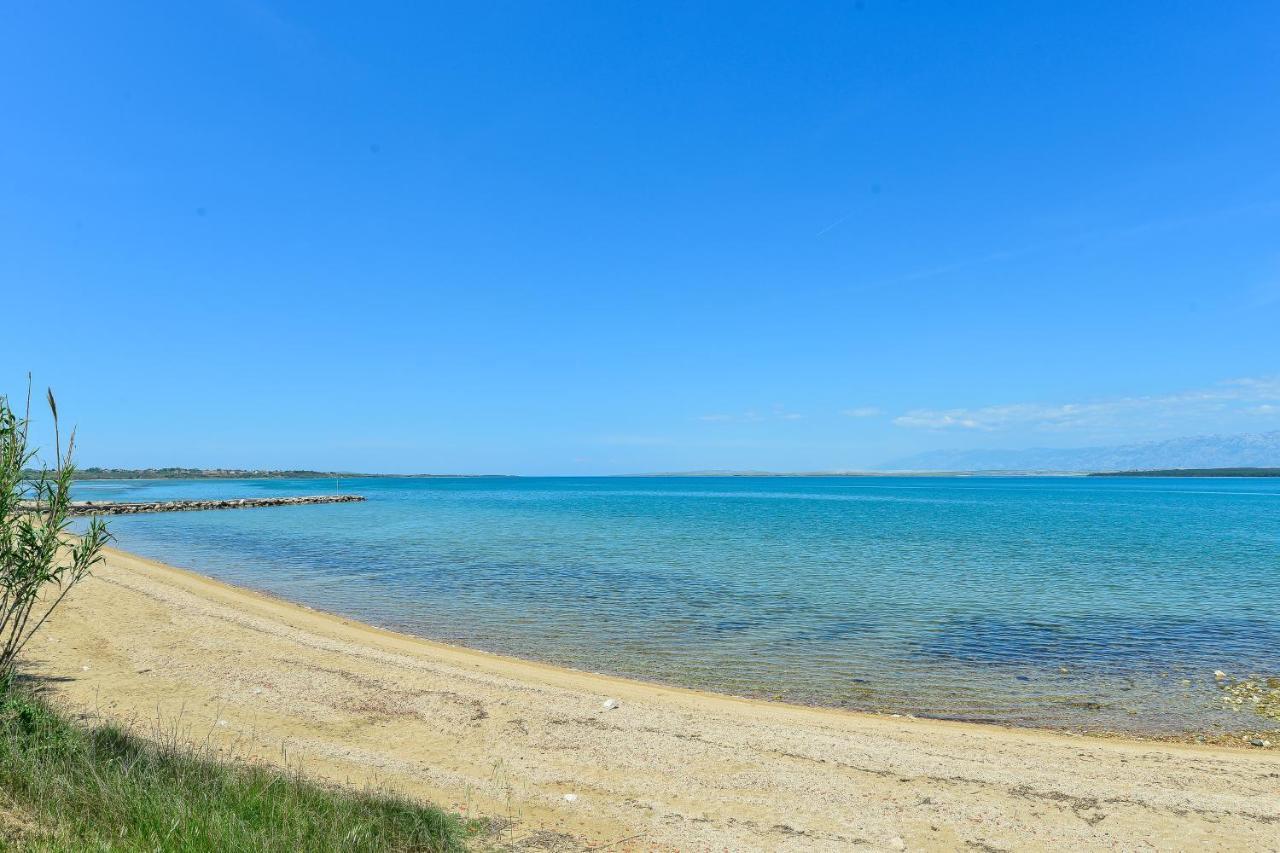 Apartments By The Sea Nin, Zadar - 13172 المظهر الخارجي الصورة