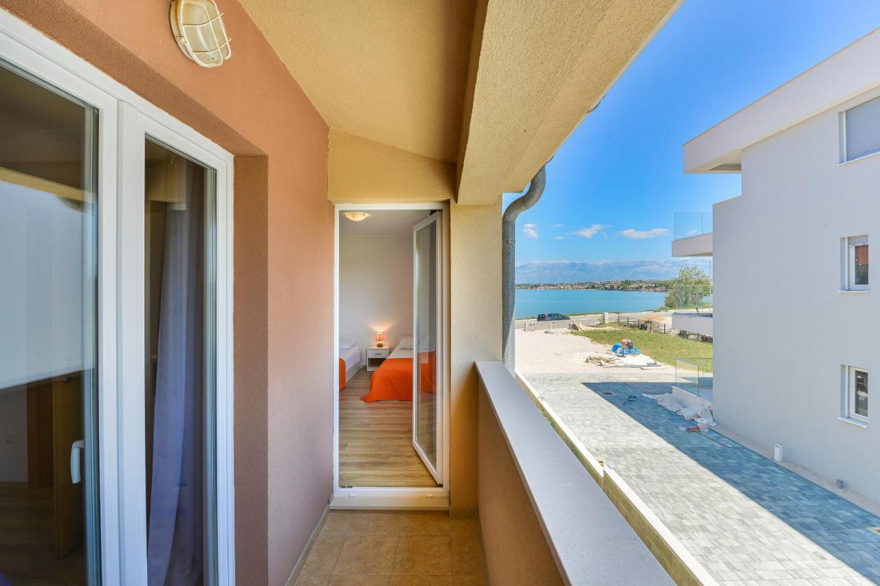 Apartments By The Sea Nin, Zadar - 13172 المظهر الخارجي الصورة